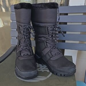Women's Black Winter Boots